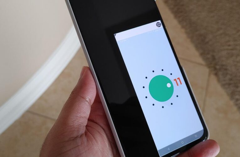 Google llevará el modo a Una mano a Android 12